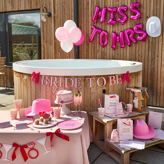 Cocktails, Rings & Satin Bow Garland Decoration - 2m