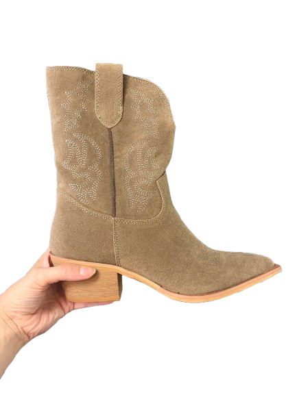 Nelly Wedge Heel