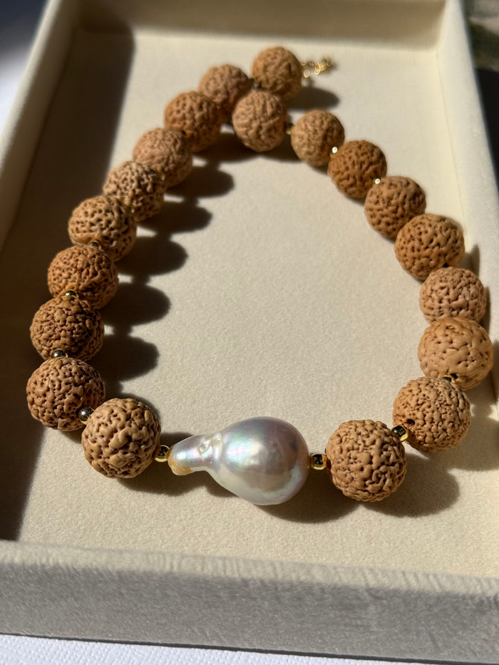 Shirley Pearl Necklace